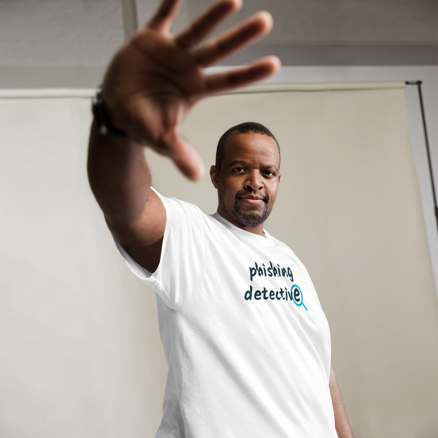 Phishing Detective - Men's Classic Tee